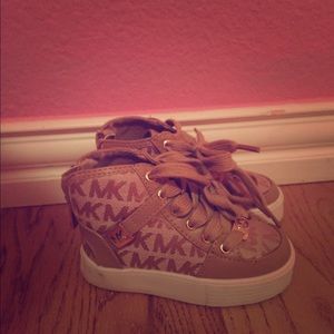 Gold and beige fashion MK shoes